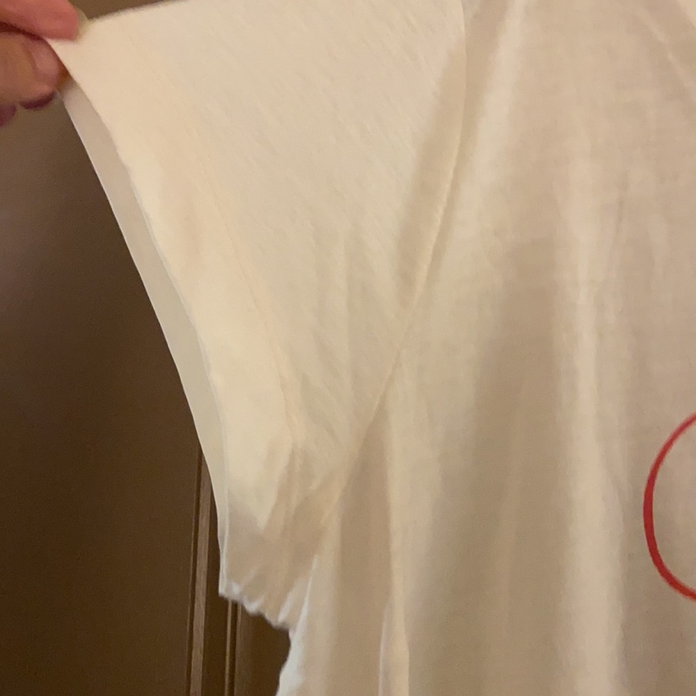 NWOT Cute Tee 🍒 - Picture 4 of 6